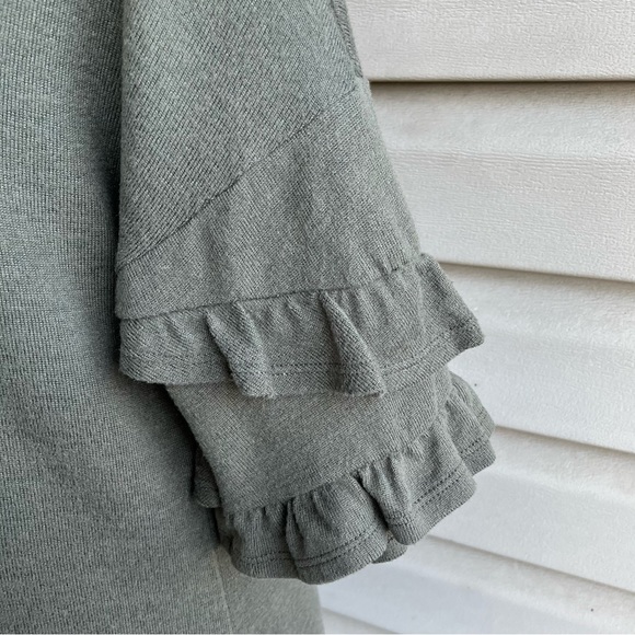 •Speechless• Ruffle Sleeve Sweater Dress - Size Large - Picture 4 of 8